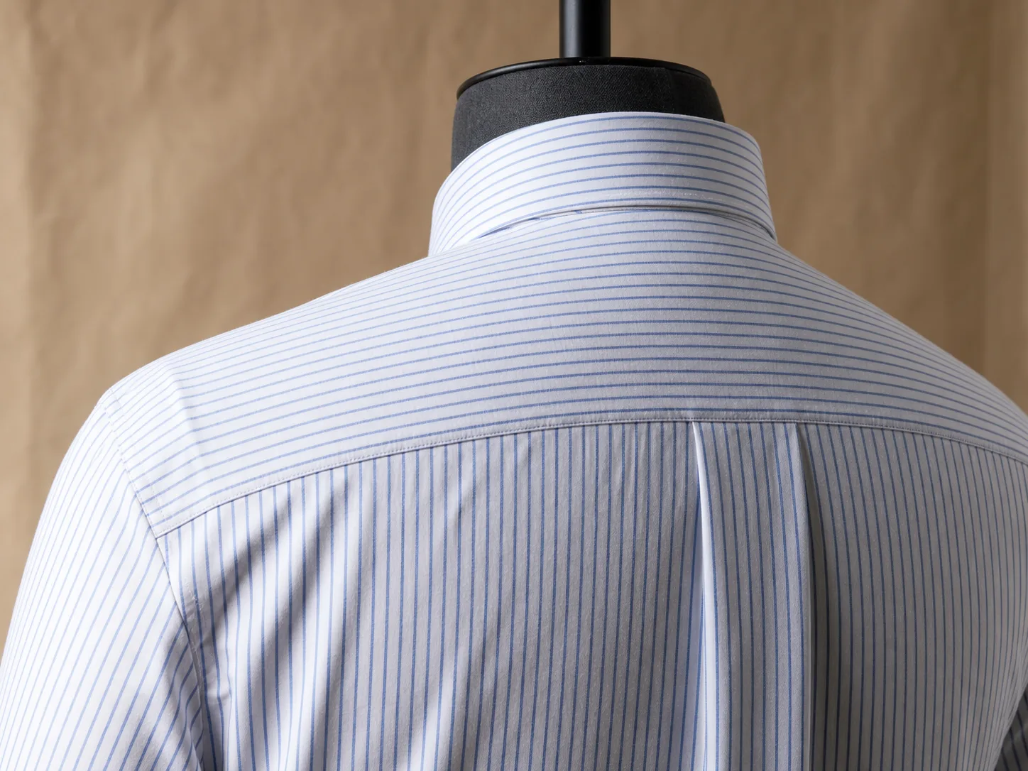 Shirts: pattern and measurements